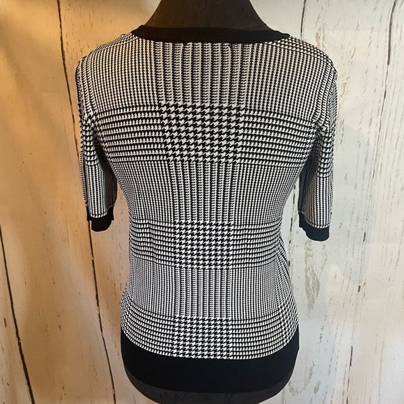 Premise black and white houndstooth knit top - Picture 4 of 5